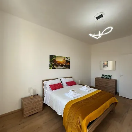 Urban Retreat Steps From The Metro Lejlighed *