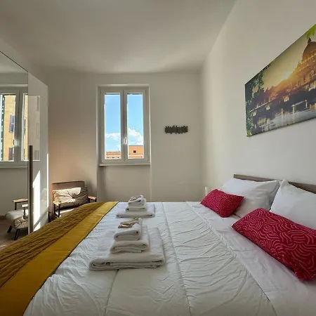 Urban Retreat Steps From The Metro Appartamento